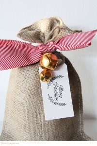 Burlap and jingle bells - it just says Christmas doesn't it?!