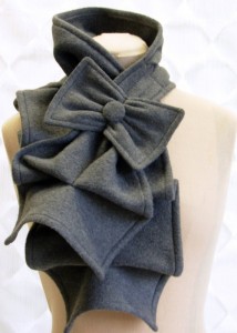 How cute is this scarf?!  